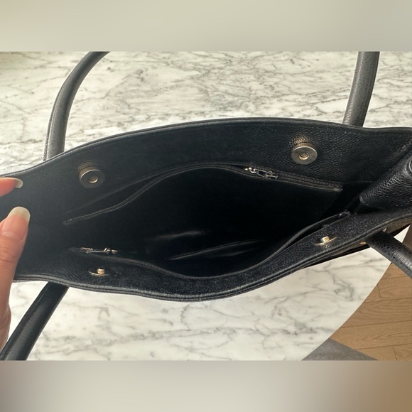 Authentic CHANEL Black Leather Shoulder Bag - Picture 5 of 7